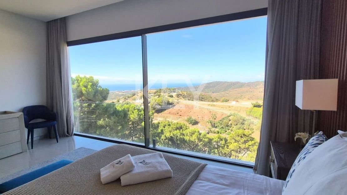 Панорамные виды на море: современная вилла с полной приватностью в Монте Майор, Бенахавис