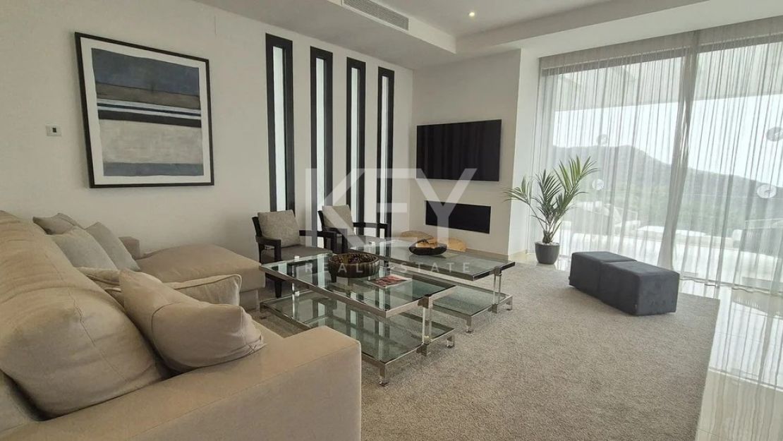 Панорамные виды на море: современная вилла с полной приватностью в Монте Майор, Бенахавис