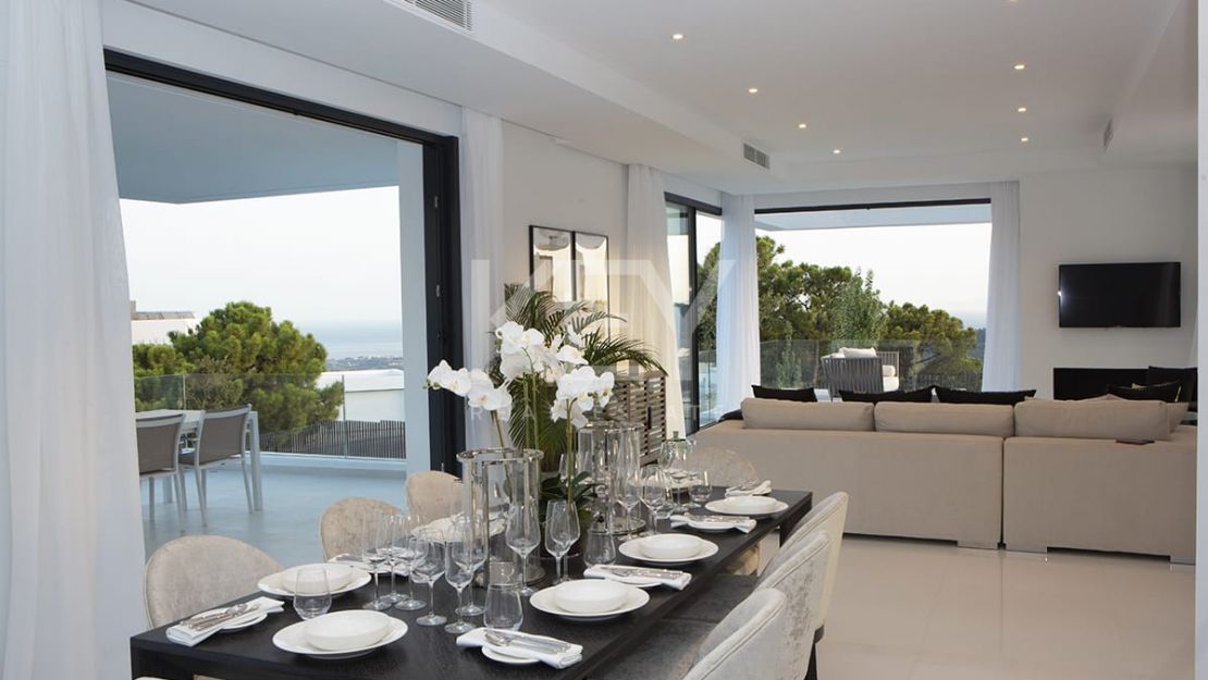 Панорамные виды на море: современная вилла с полной приватностью в Монте Майор, Бенахавис