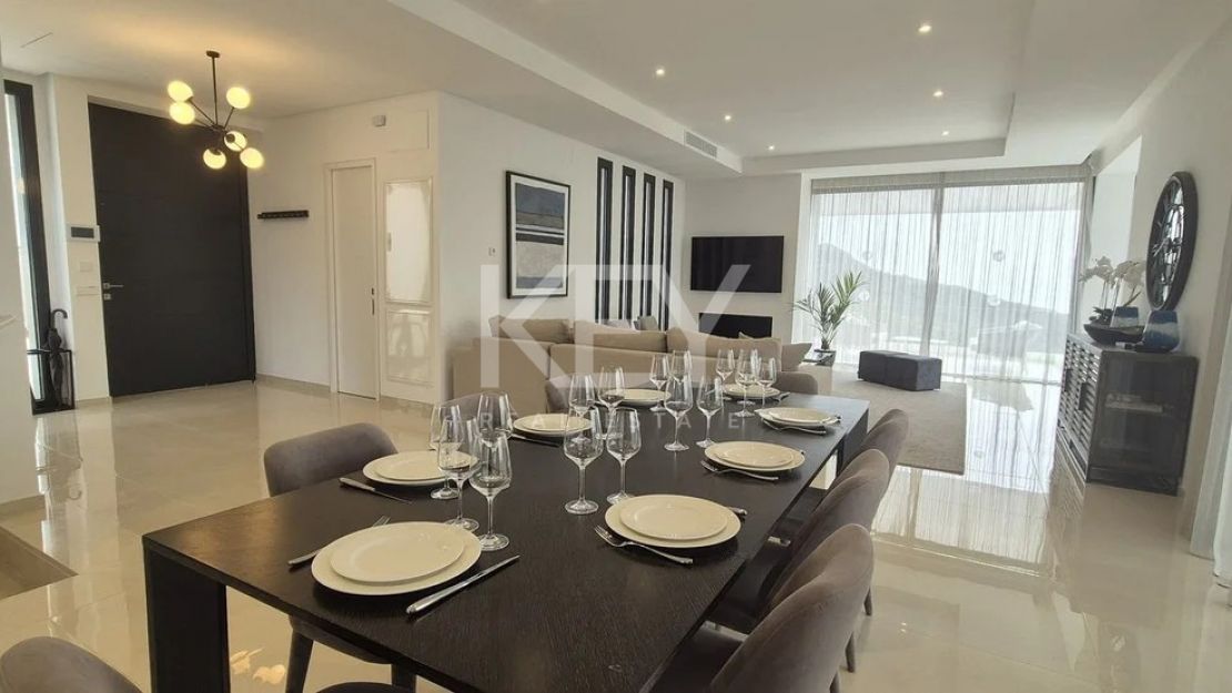 Панорамные виды на море: современная вилла с полной приватностью в Монте Майор, Бенахавис