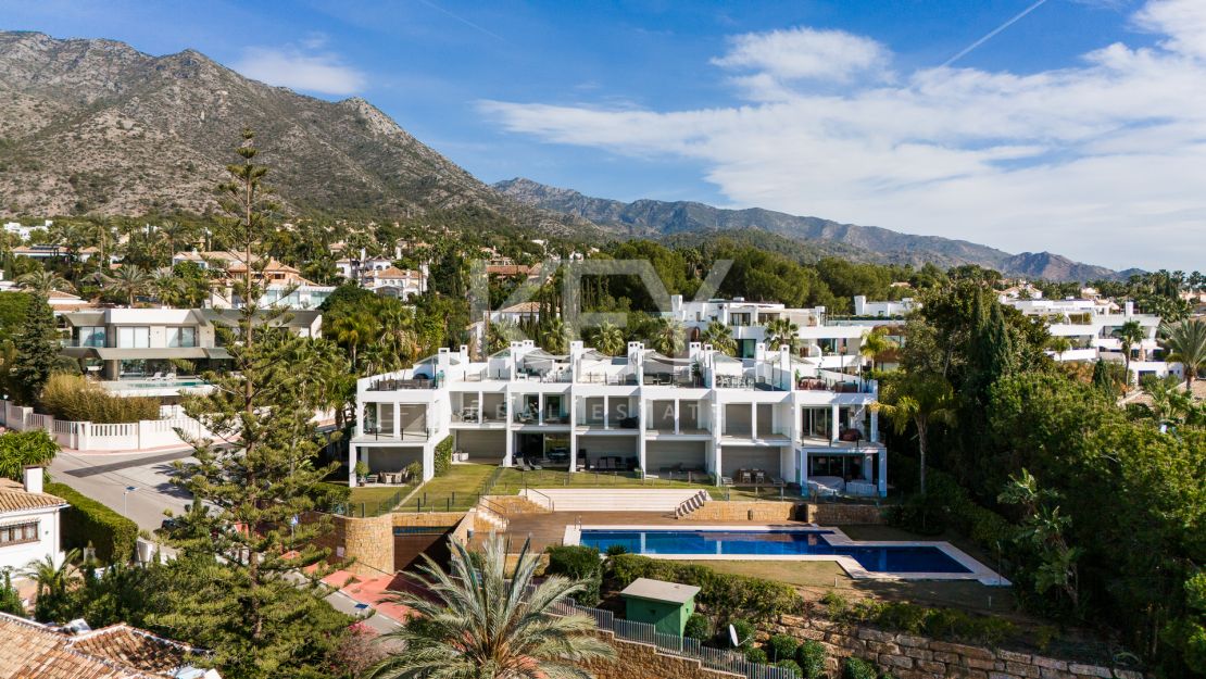 Casa Domus: Casa adosada de lujo con impresionantes vistas al mar para alquiler a corto plazo