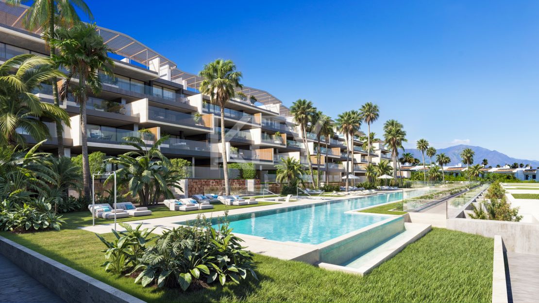 Coastal luxury: beachfront apartments, penthouses, and bungalows near Estepona in Manilva Beach