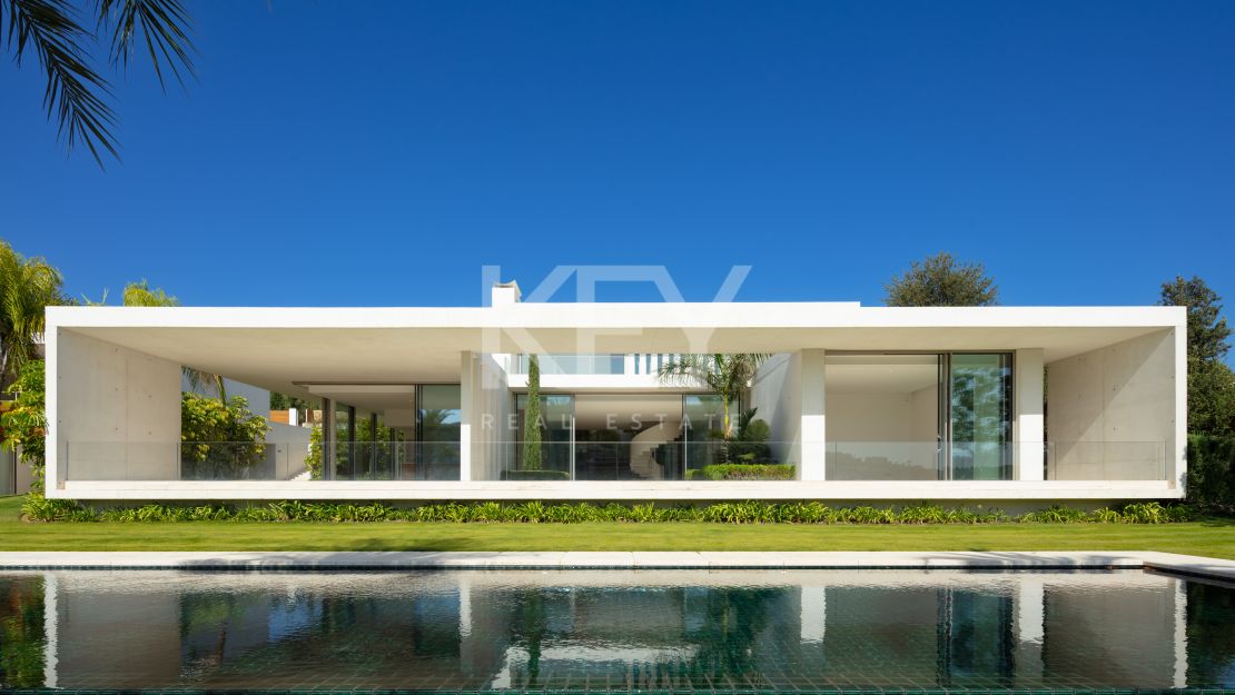 Modern and stylish new development villa for sale in Casares