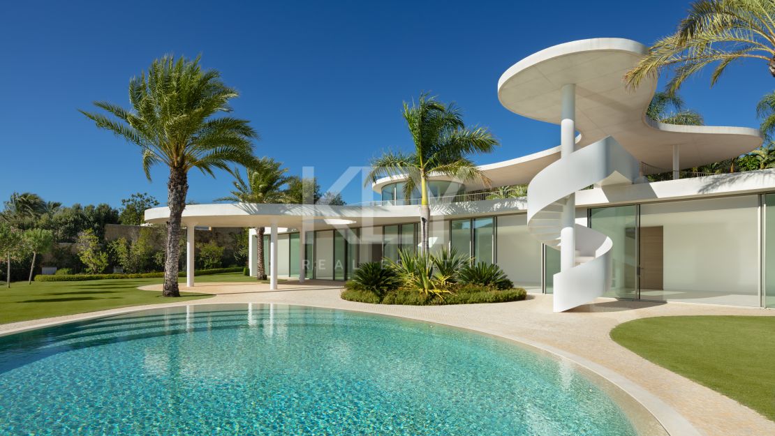 Modern and stylish new development villa for sale in Casares