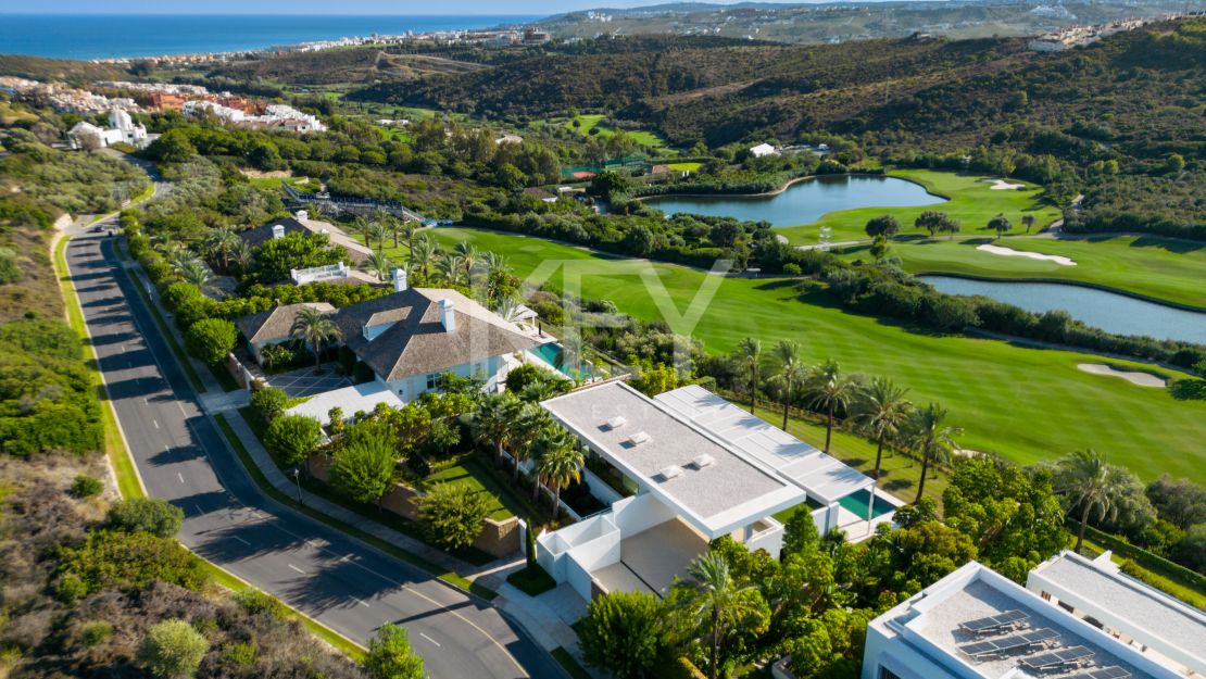 Modern and stylish new development villa for sale in Casares