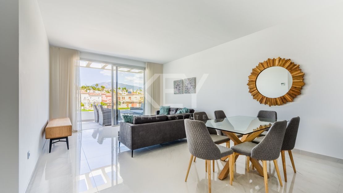 Nuevo ático de marca para alquiler a largo plazo en New Golden Mile