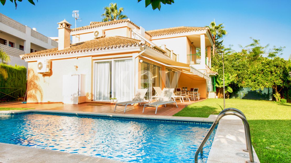 Villa Alba: Your Dream Short-Term Rental in Marbella's Golden Mile