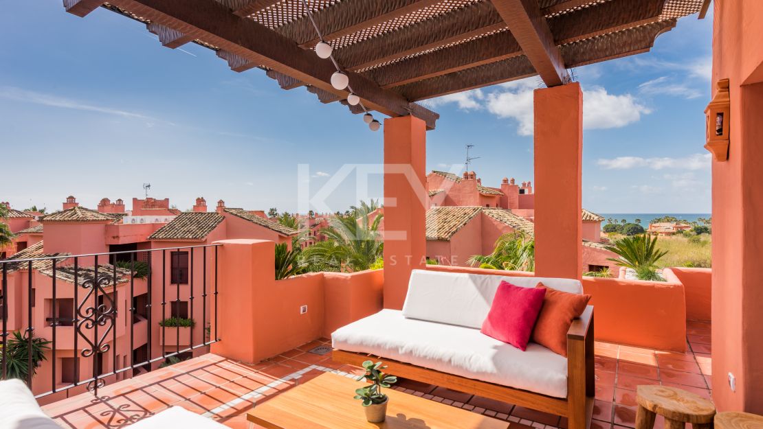 Penthouse The Views: пляжный пентхаус на второй линии пляжа в восточной части Марбельи