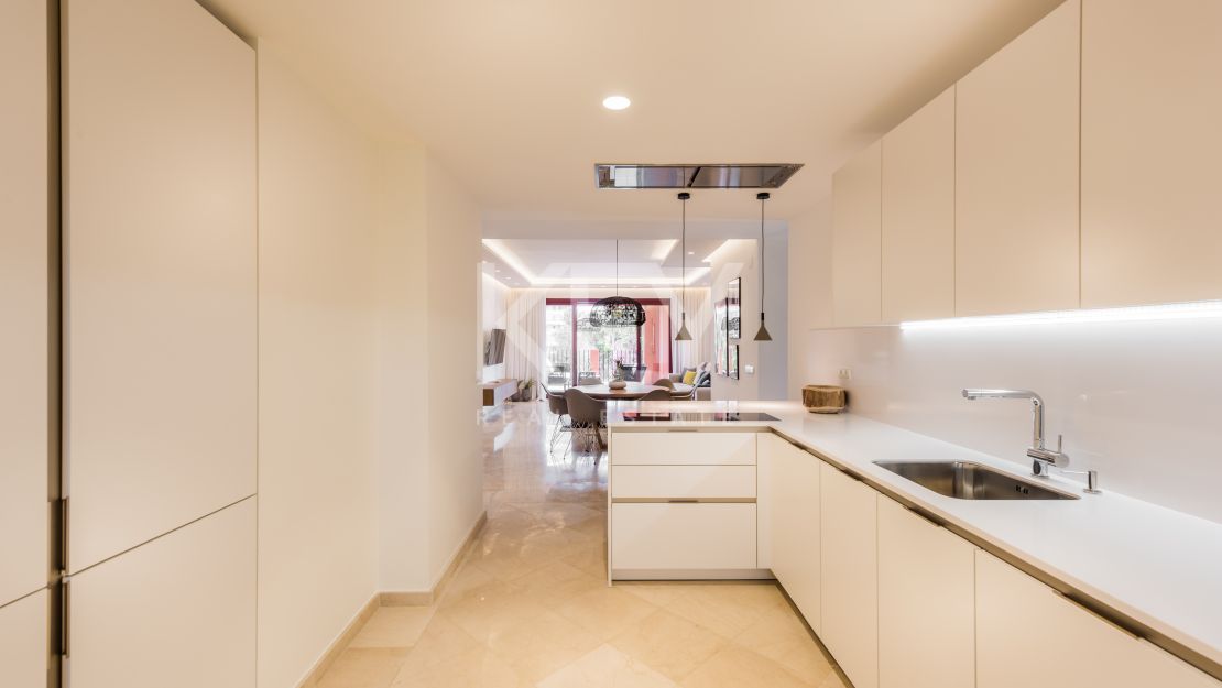 Penthouse The Views: пляжный пентхаус на второй линии пляжа в восточной части Марбельи