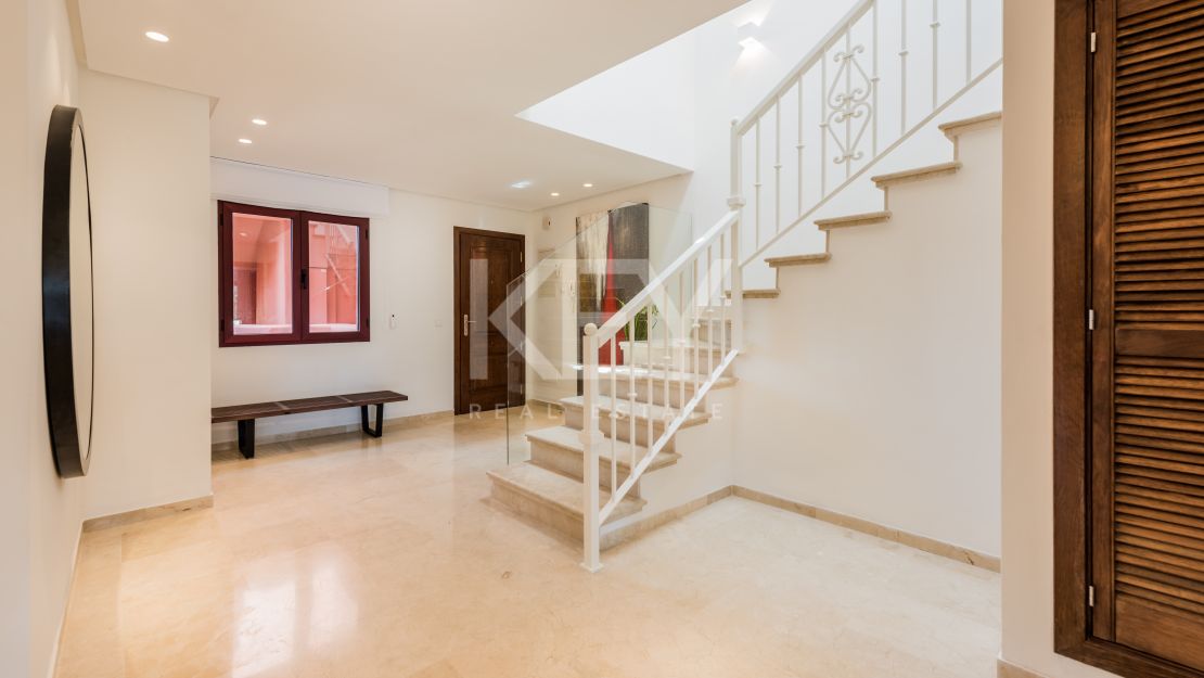 Penthouse The Views: пляжный пентхаус на второй линии пляжа в восточной части Марбельи