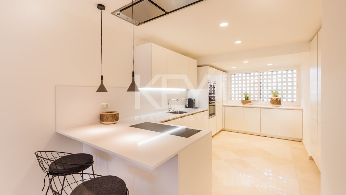 Penthouse The Views: пляжный пентхаус на второй линии пляжа в восточной части Марбельи