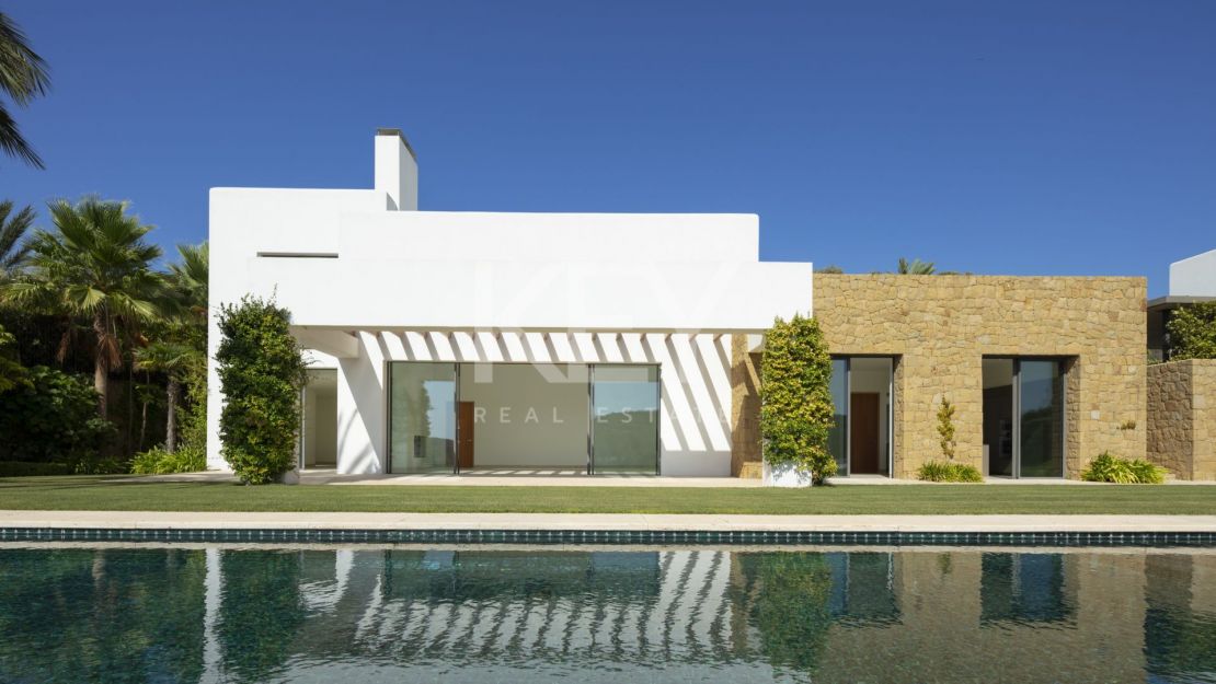 Impressive villa in exclusive area in Finca Cortesin, Casares