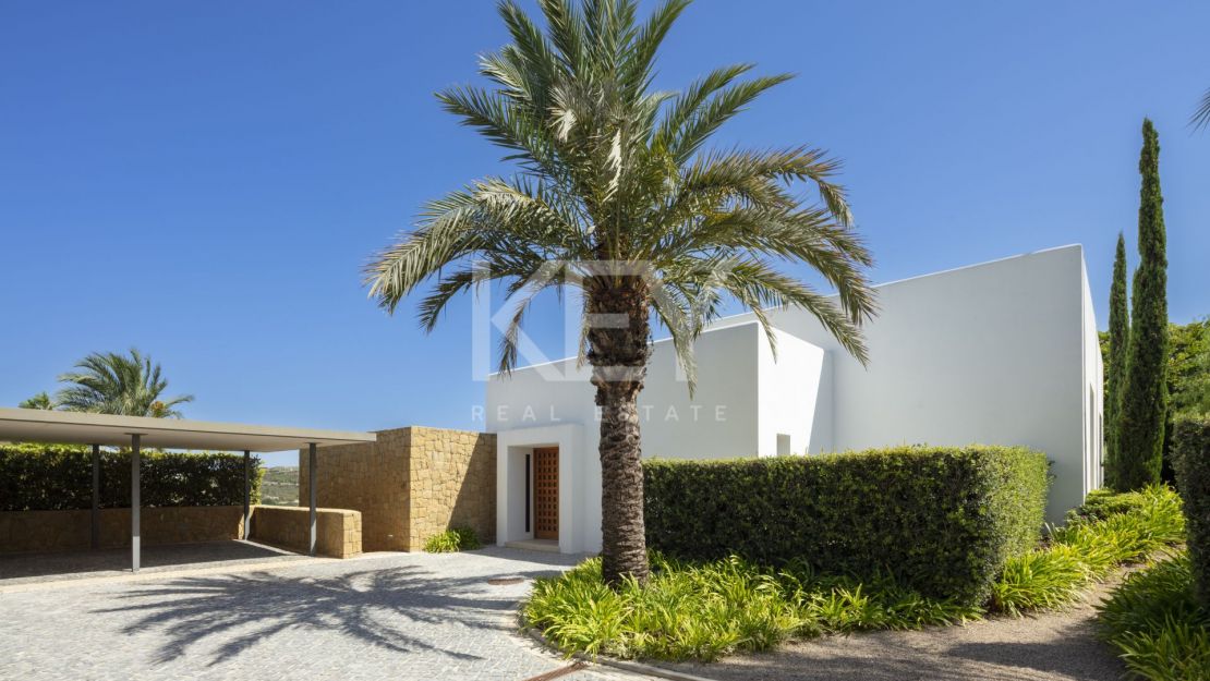 Impressive villa in exclusive area in Finca Cortesin, Casares