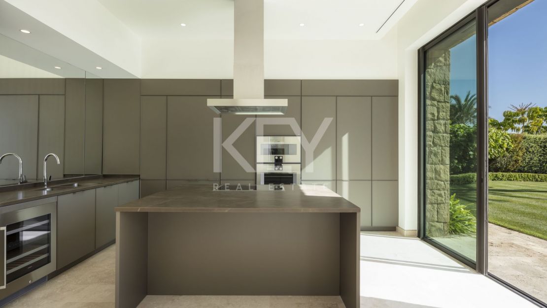 Impressive villa in exclusive area in Finca Cortesin, Casares