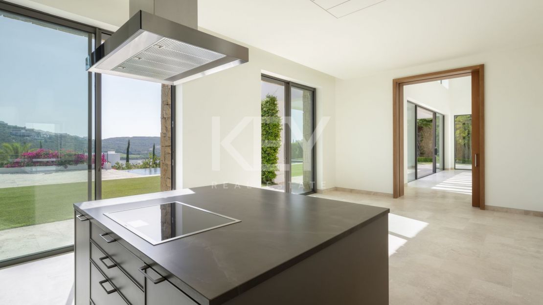 Impressive villa in exclusive area in Finca Cortesin, Casares