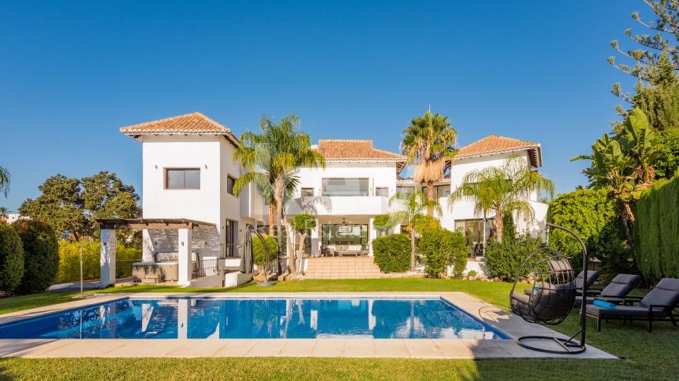 Luxury Villa situated in Golden Mile in prestigious area of Marbella