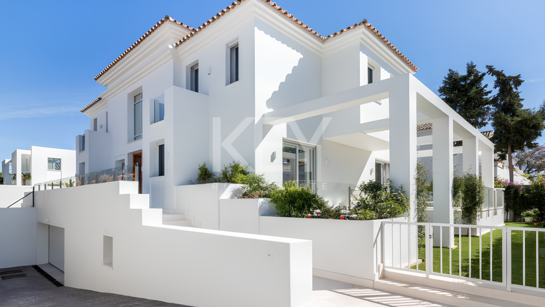 Villa contemporánea junto a la playa - a pasos del mar y Puerto Banús en Cortijo Blanco