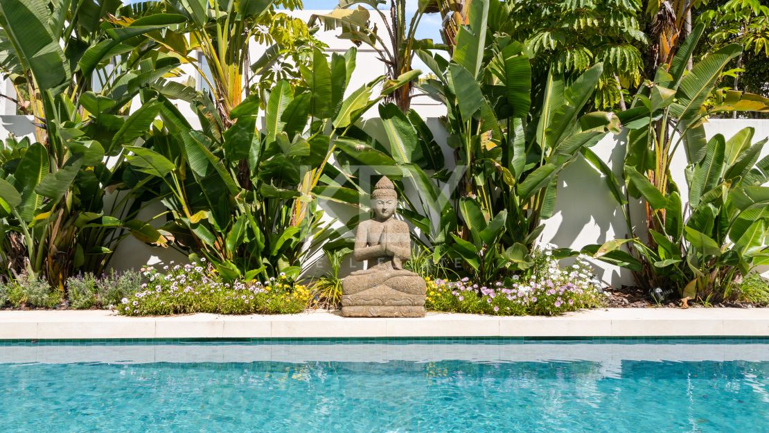 Villa contemporánea junto a la playa - a pasos del mar y Puerto Banús en Cortijo Blanco