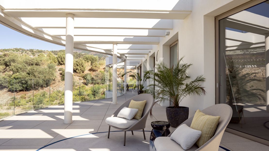 Sustainable and luxury apartment for sale in Benahavis