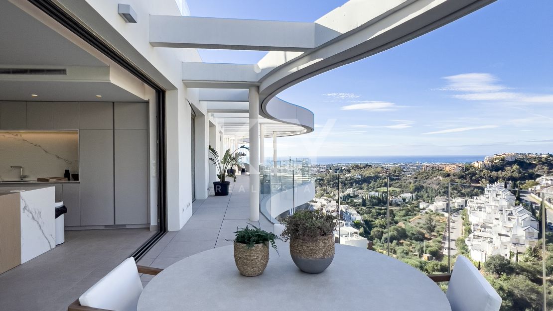 Sustainable and luxury apartment for sale in Benahavis