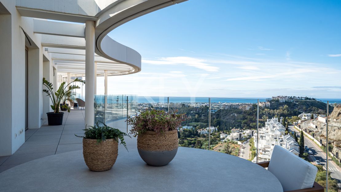 Sustainable and luxury apartment for sale in Benahavis