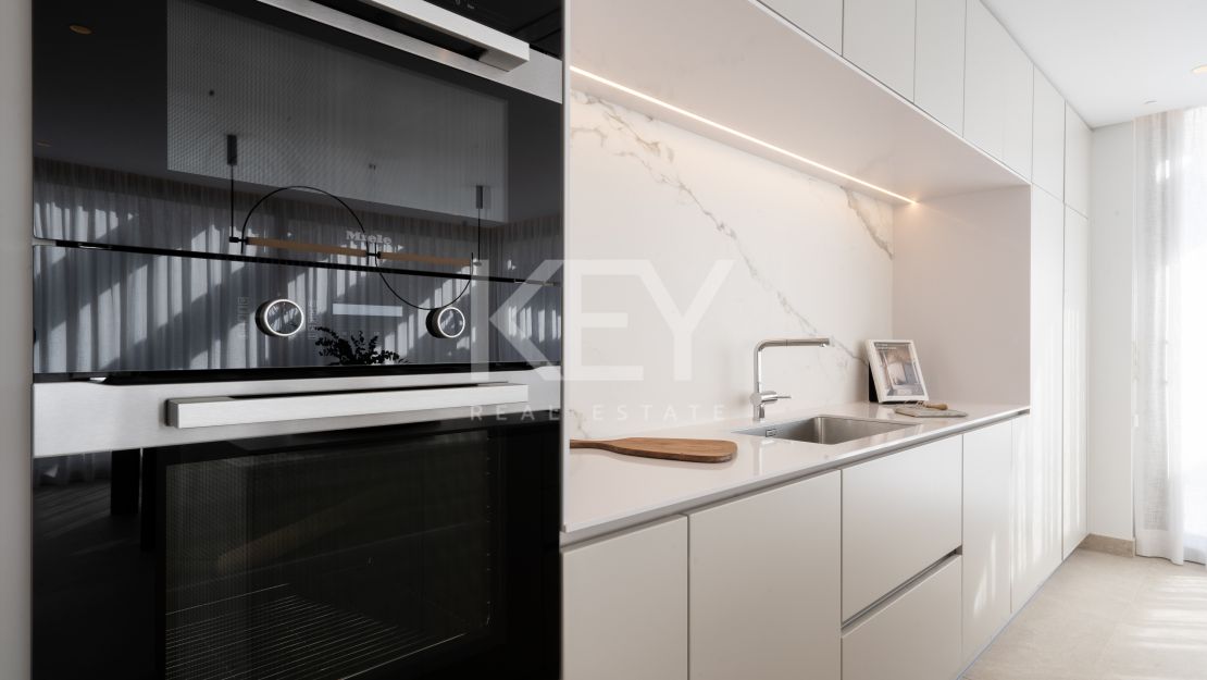 Ультрасовременный пентхаус на продажу в Бенахависе.