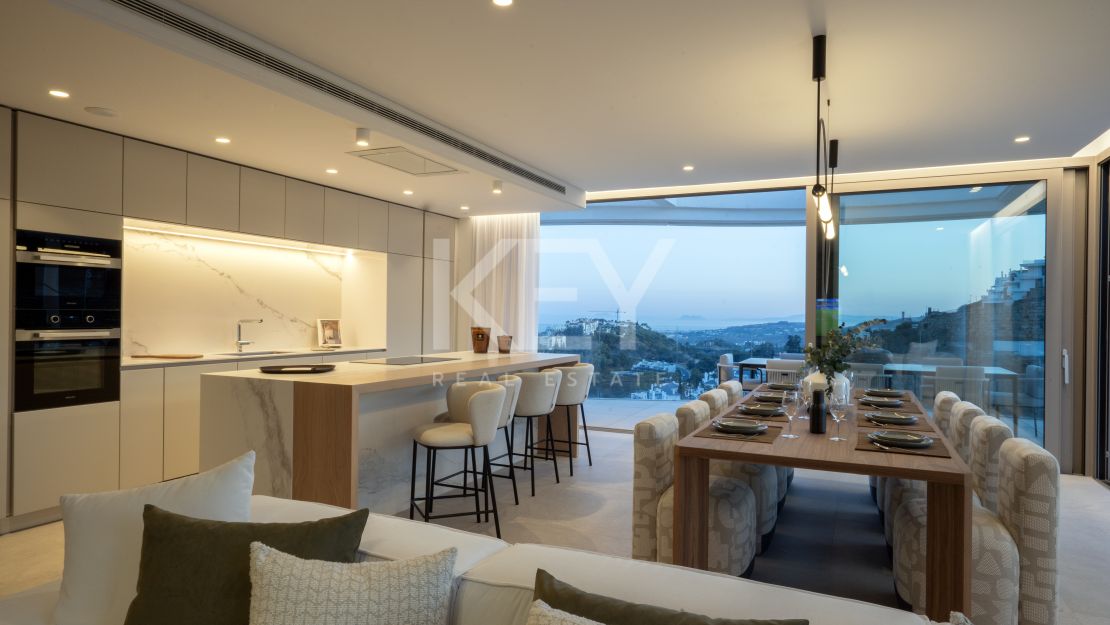 Ультрасовременный пентхаус на продажу в Бенахависе.