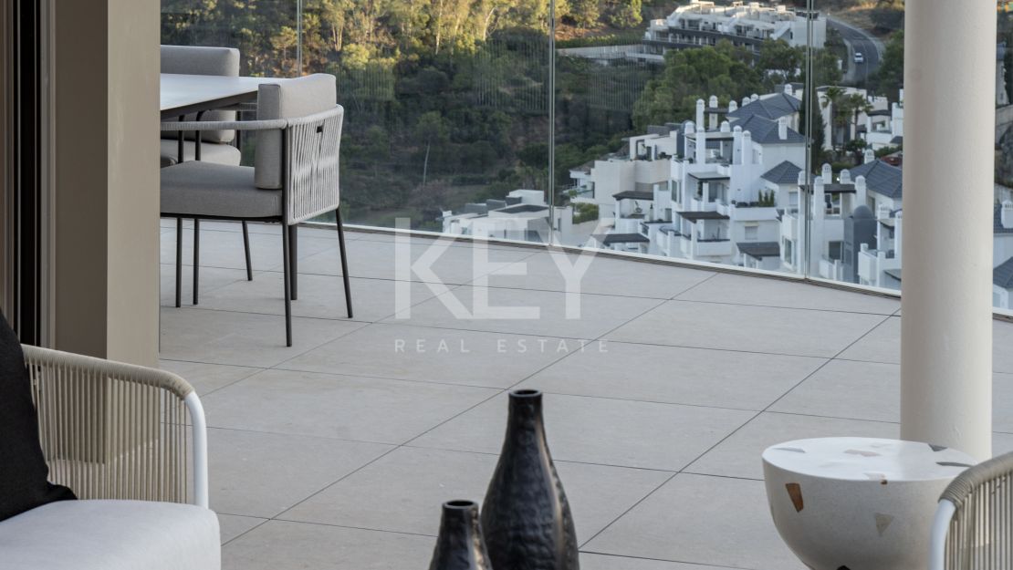 Ультрасовременный пентхаус на продажу в Бенахависе.