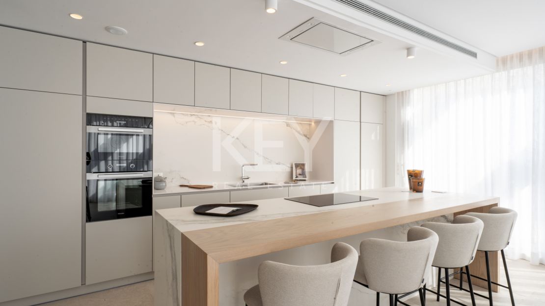 Ультрасовременный пентхаус на продажу в Бенахависе.