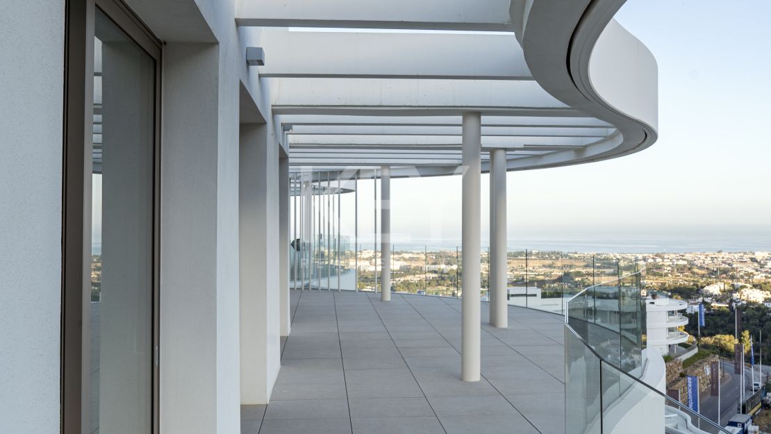 Ультрасовременный пентхаус на продажу в Бенахависе.