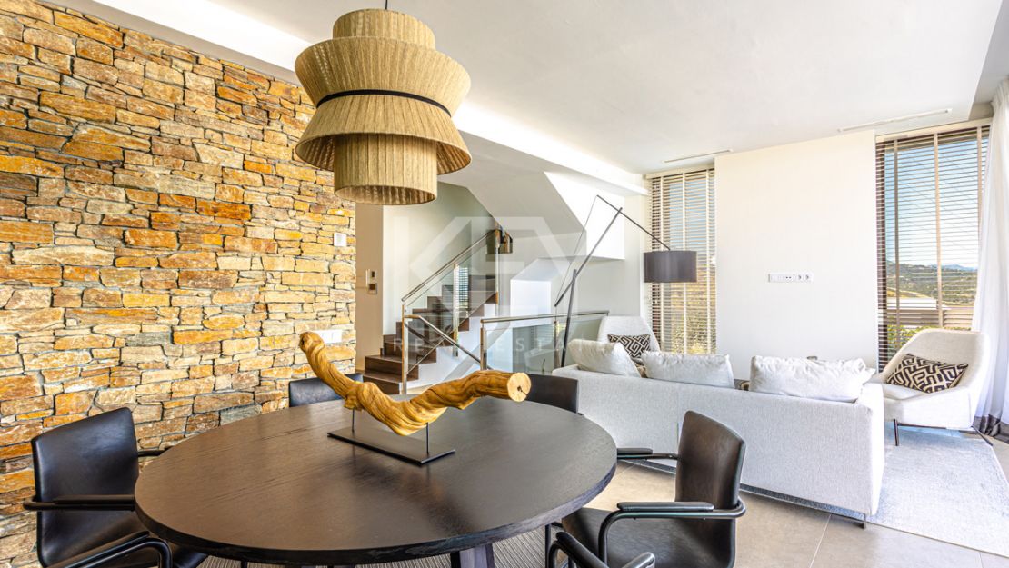 New luxury modern villa in La Alqueria, Benahavis