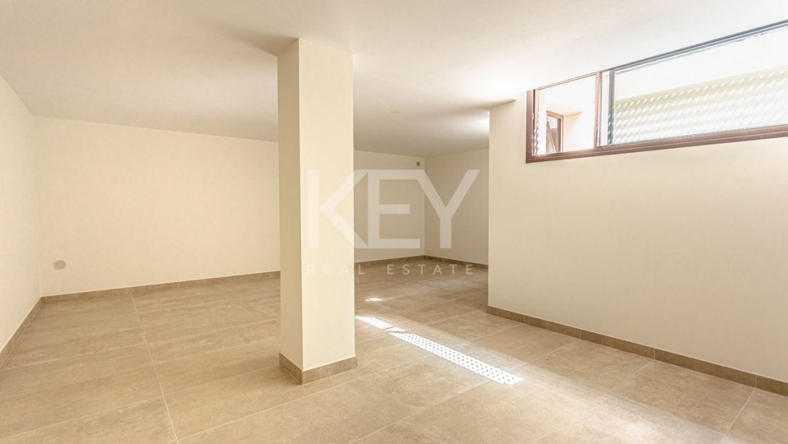 New luxury modern villa in La Alqueria, Benahavis