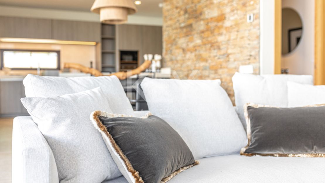 New luxury modern villa in La Alqueria, Benahavis