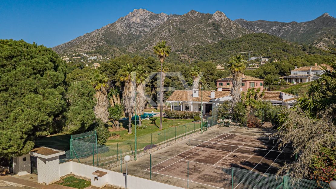 ¡Gran oportunidad de inversión! Fabulosa Villa en El Mirador, Marbella en Venta