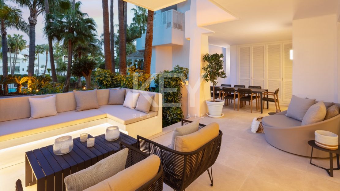 Elegant apartment in the Japanese Gardens of Puente Romano, Marbella Golden Mile