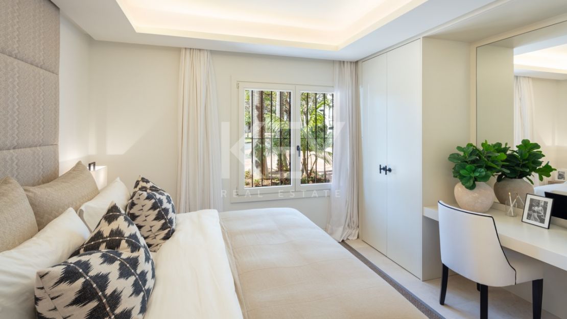 Elegant apartment in the Japanese Gardens of Puente Romano, Marbella Golden Mile