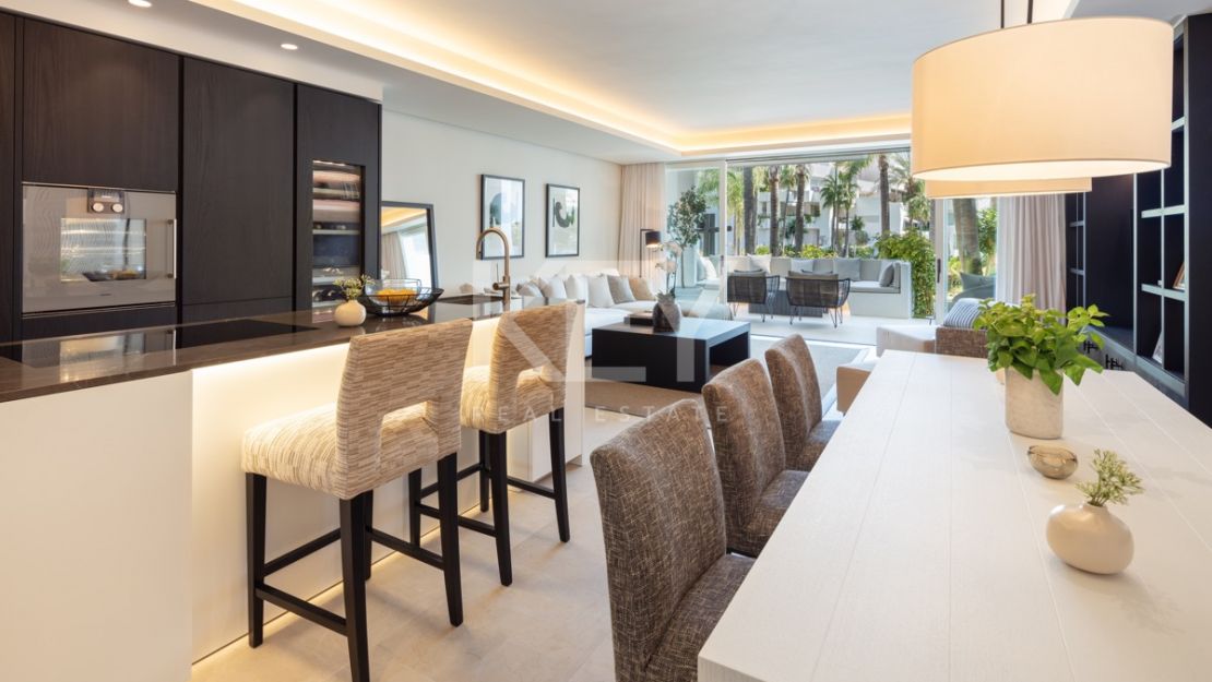 Elegant apartment in the Japanese Gardens of Puente Romano, Marbella Golden Mile