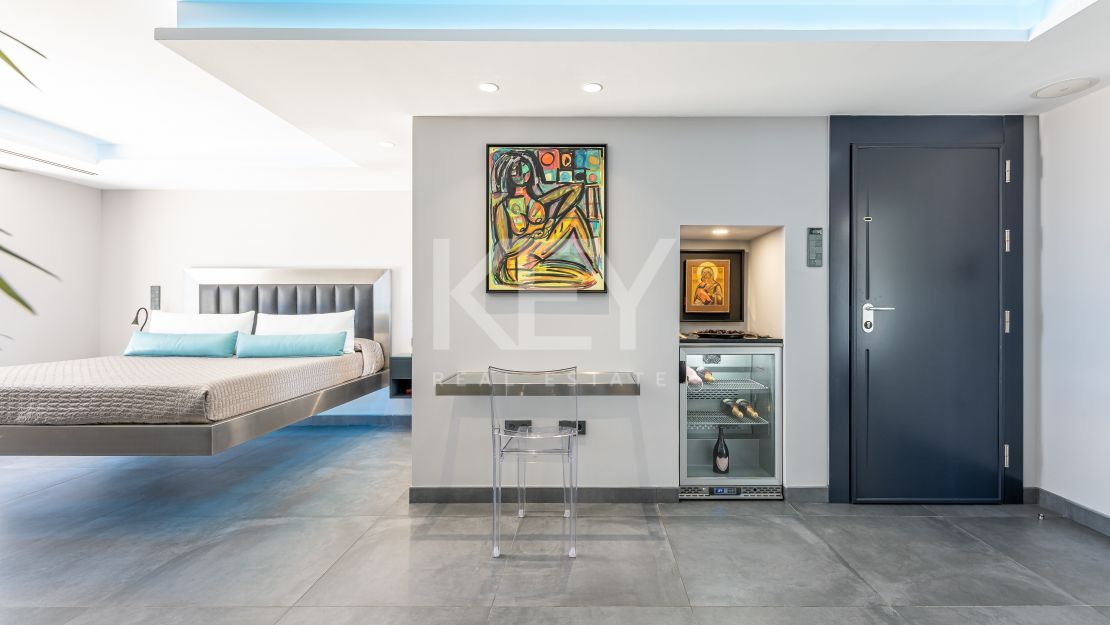 Ultramodern front line beach Villa for sale in Mijas Costa