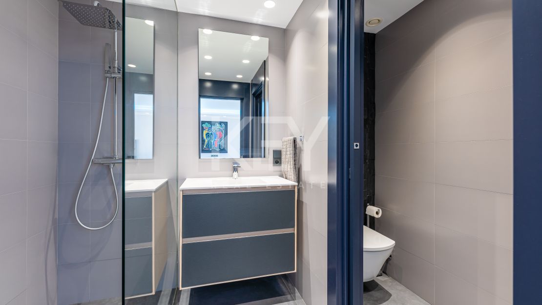 Ultramodern front line beach Villa for sale in Mijas Costa