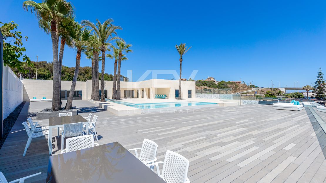 Ultramodern front line beach Villa for sale in Mijas Costa