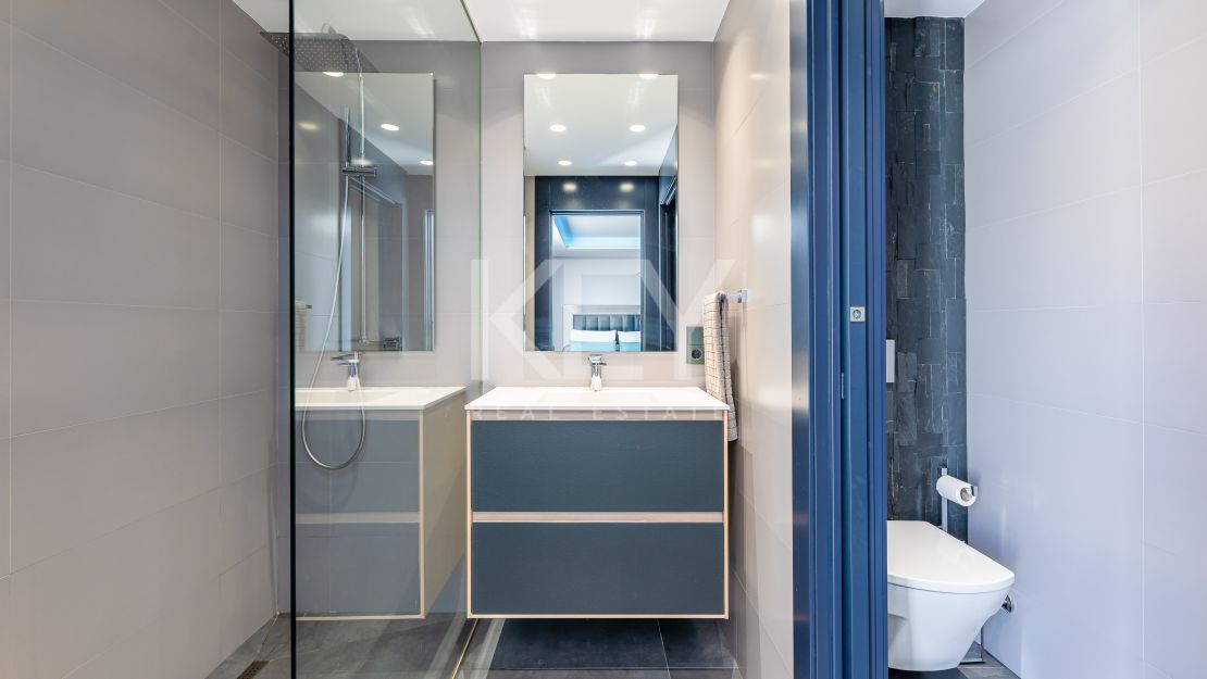 Ultramodern front line beach Villa for sale in Mijas Costa