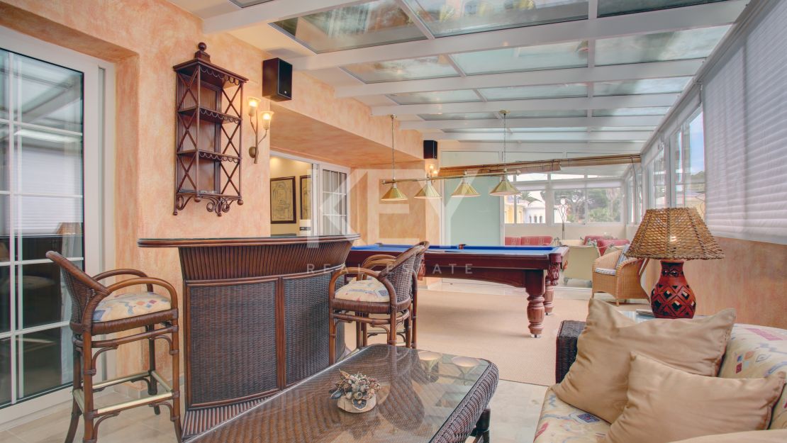 Family villa in El Presidente, Estepona