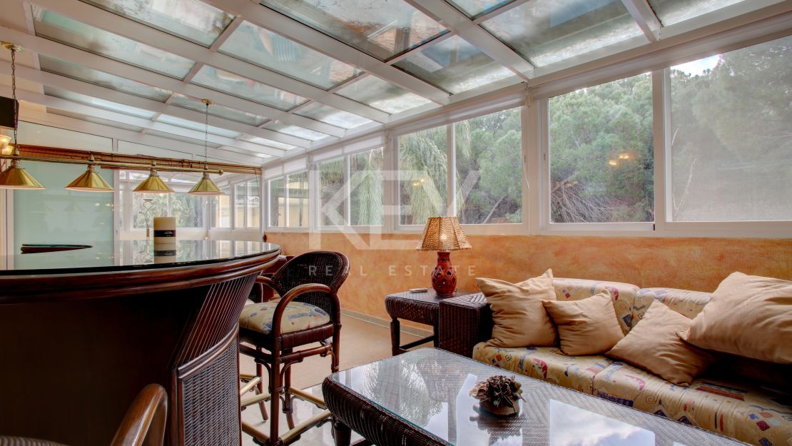 Family villa in El Presidente, Estepona