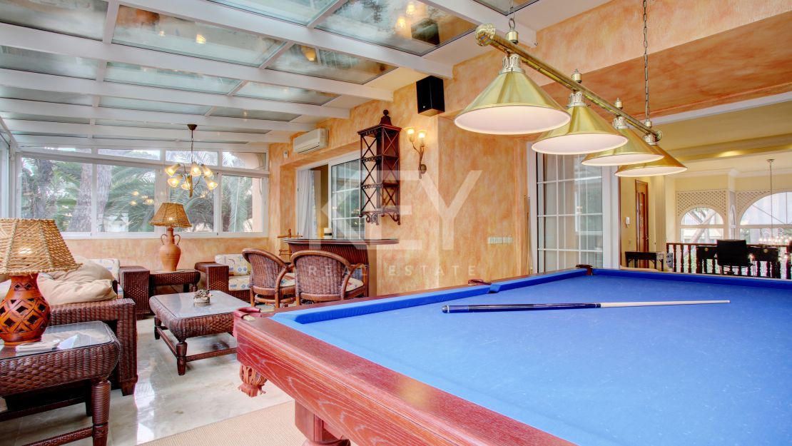Family villa in El Presidente, Estepona