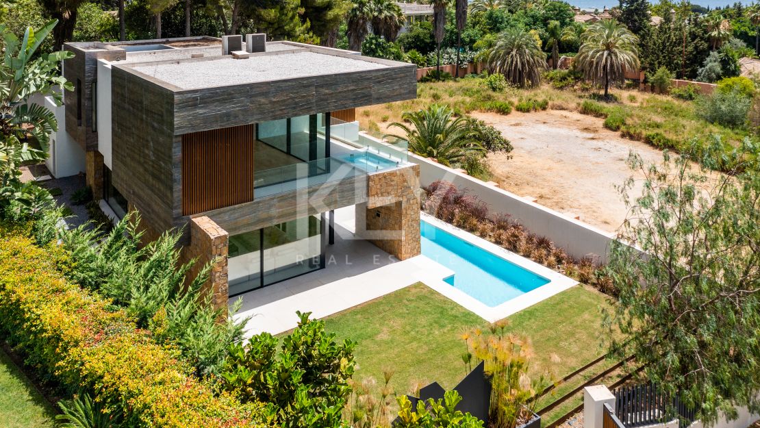 Villa en venta en Rocio de Nagüeles, Marbella