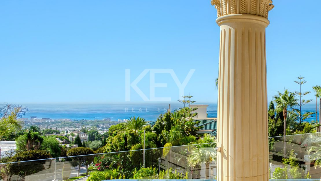 Архитектурный шедевр с панорамными видами в Сьерра-Бланка