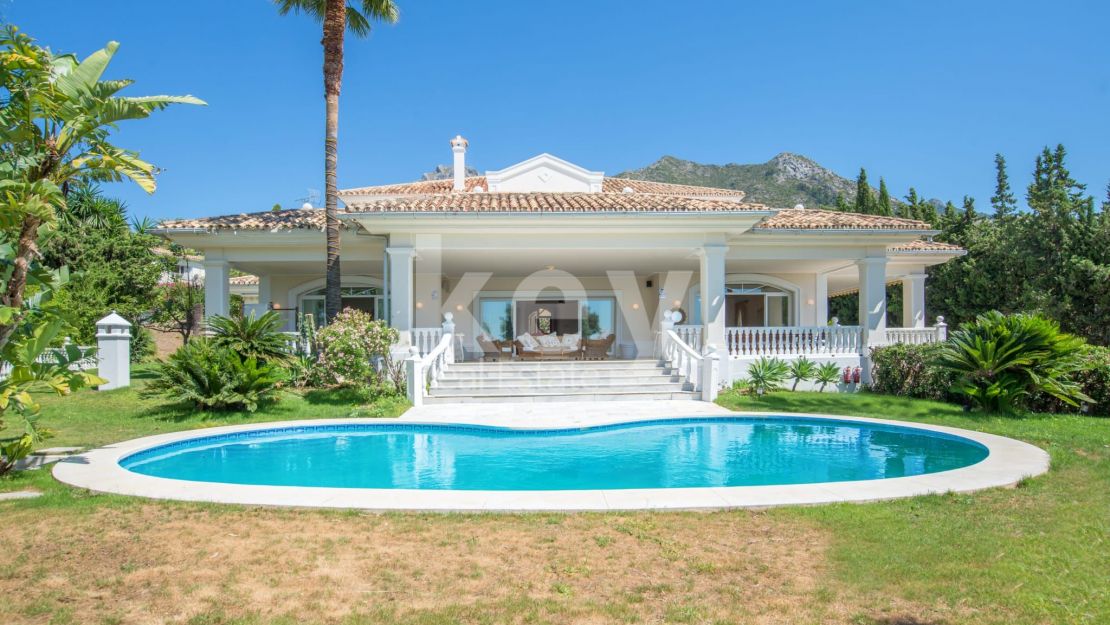 Stunning villa in Cascada de Camojan, great investment opportunity