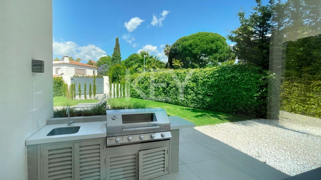 Villa de lujo contemporánea en La Carolina, Marbella Golden Mile