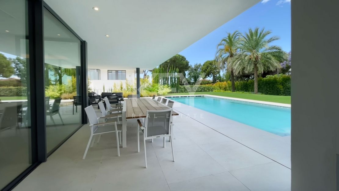 Villa de lujo contemporánea en La Carolina, Marbella Golden Mile