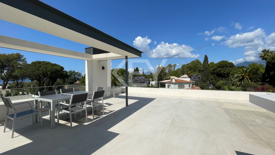 Villa de lujo contemporánea en La Carolina, Marbella Golden Mile